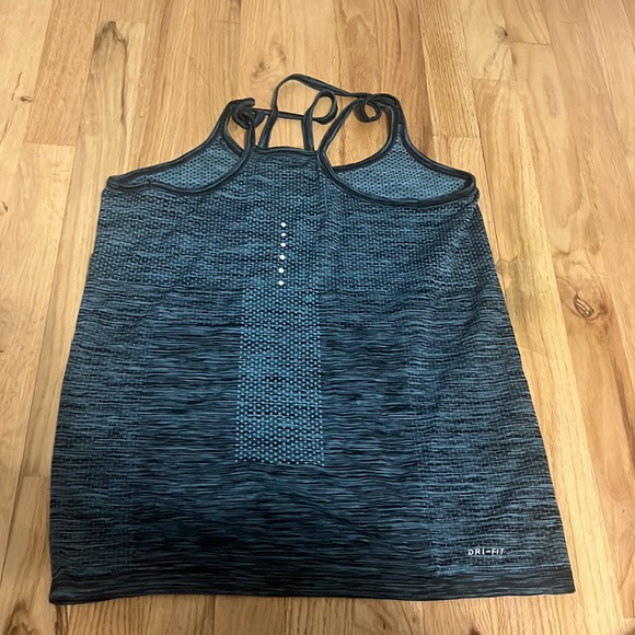 nike tank top size medium color blue - Picture 2 of 2